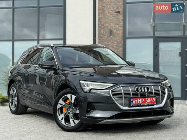 Ауди E-Tron 2020 в Тернополе на Automoto.ua Серый Ауди E-Tron, объемом двигателя 0 л и пробегом 126 тыс. км за 23900 $, фото 1 на Automoto.ua