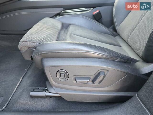 Сірий Ауді E-Tron, об'ємом двигуна 0 л та пробігом 67 тис. км за 37999 $, фото 40 на Automoto.ua