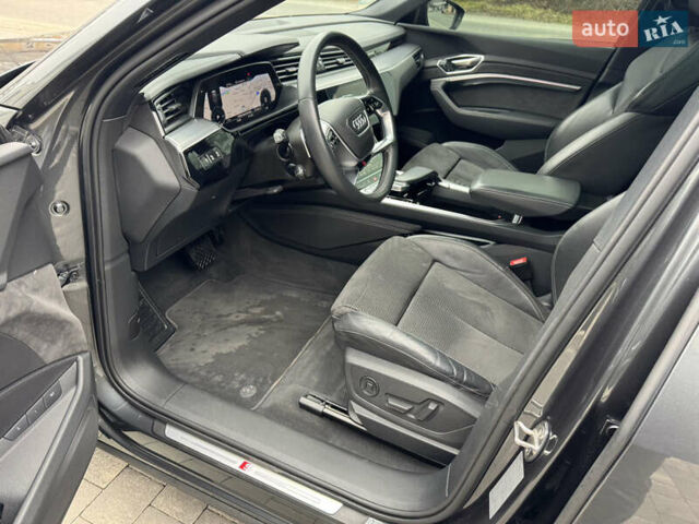 Серый Ауди E-Tron, объемом двигателя 0 л и пробегом 140 тыс. км за 32100 $, фото 26 на Automoto.ua