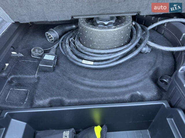 Серый Ауди E-Tron, объемом двигателя 0 л и пробегом 169 тыс. км за 26000 $, фото 36 на Automoto.ua