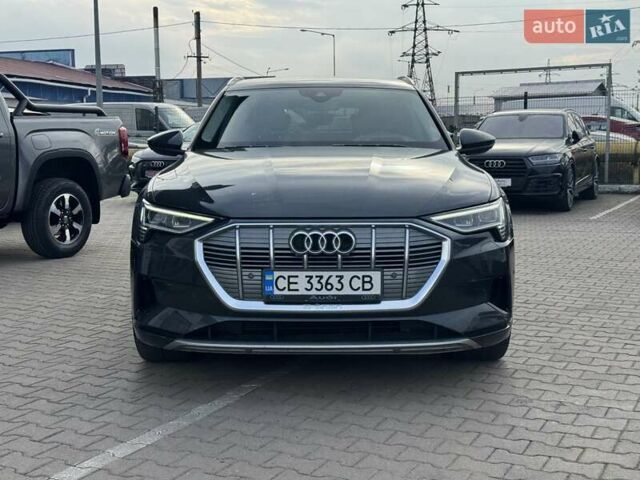 Серый Ауди E-Tron, объемом двигателя 0 л и пробегом 74 тыс. км за 30500 $, фото 2 на Automoto.ua