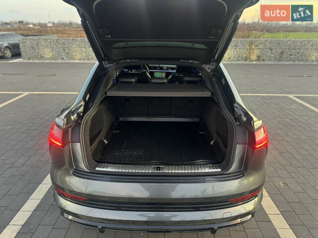 Сірий Ауді E-Tron, об'ємом двигуна 0 л та пробігом 140 тис. км за 37000 $, фото 42 на Automoto.ua