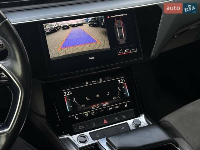 Серый Ауди E-Tron, объемом двигателя 0 л и пробегом 74 тыс. км за 30500 $, фото 19 на Automoto.ua