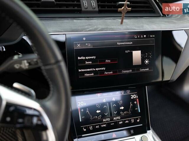 Серый Ауди E-Tron, объемом двигателя 0 л и пробегом 41 тыс. км за 37500 $, фото 28 на Automoto.ua