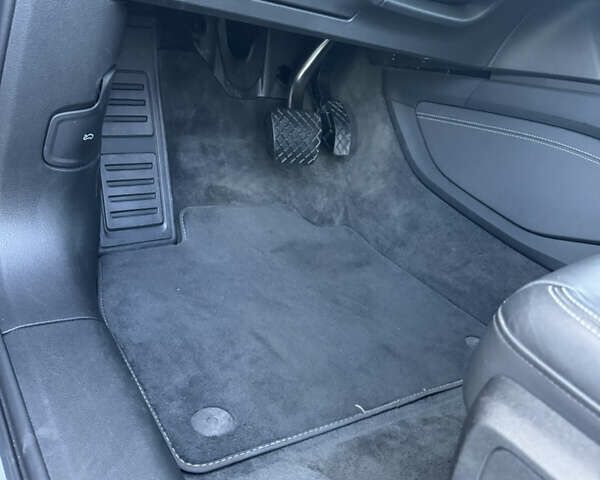 Серый Ауди E-Tron, объемом двигателя 0 л и пробегом 169 тыс. км за 26000 $, фото 16 на Automoto.ua