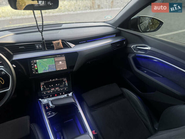 Сірий Ауді E-Tron, об'ємом двигуна 0 л та пробігом 140 тис. км за 37000 $, фото 33 на Automoto.ua