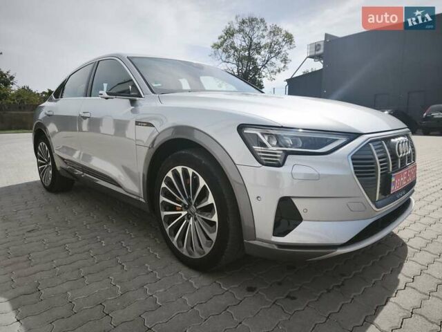 Серый Ауди E-Tron, объемом двигателя 0 л и пробегом 70 тыс. км за 34500 $, фото 25 на Automoto.ua
