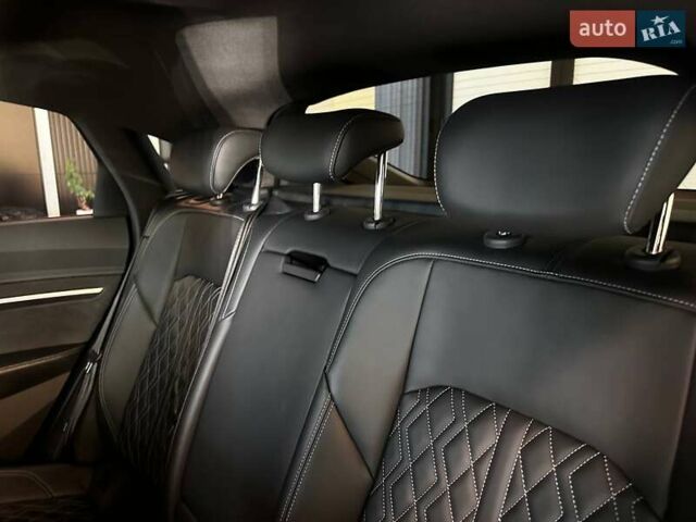 Серый Ауди E-Tron, объемом двигателя 0 л и пробегом 53 тыс. км за 37900 $, фото 36 на Automoto.ua