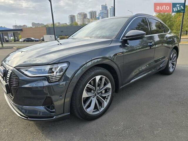Серый Ауди E-Tron, объемом двигателя 0 л и пробегом 77 тыс. км за 38000 $, фото 19 на Automoto.ua