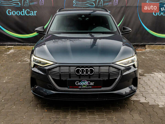 Сірий Ауді E-Tron, об'ємом двигуна 0 л та пробігом 154 тис. км за 25900 $, фото 6 на Automoto.ua