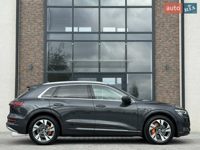 Ауди E-Tron 2020 в Тернополе на Automoto.ua Серый Ауди E-Tron, объемом двигателя 0 л и пробегом 126 тыс. км за 23900 $, фото 21 на Automoto.ua
