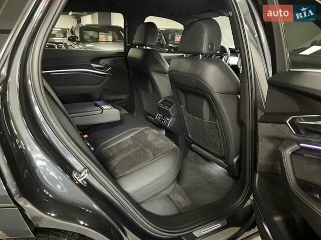 Серый Ауди E-Tron, объемом двигателя 0 л и пробегом 120 тыс. км за 28700 $, фото 43 на Automoto.ua