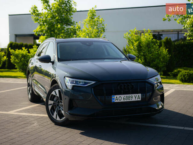Серый Ауди E-Tron, объемом двигателя 0 л и пробегом 60 тыс. км за 37500 $, фото 1 на Automoto.ua