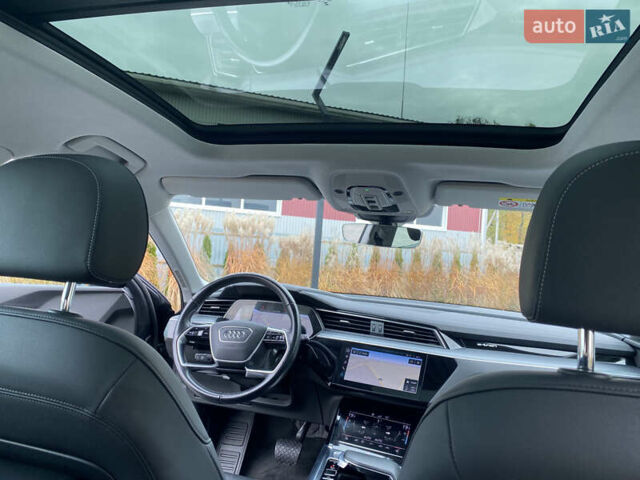 Ауди E-Tron 2020 в Луцке на Automoto.ua Серый Ауди E-Tron, объемом двигателя 0 л и пробегом 128 тыс. км за 25000 $, фото 59 на Automoto.ua