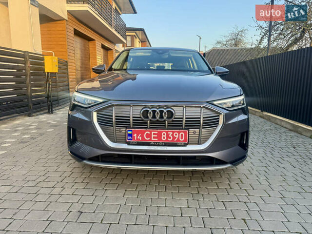 Сірий Ауді E-Tron, об'ємом двигуна 0 л та пробігом 143 тис. км за 27900 $, фото 2 на Automoto.ua