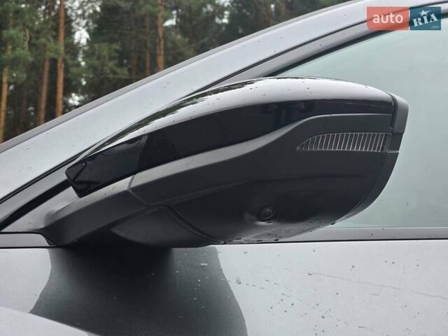 Серый Ауди E-Tron, объемом двигателя 0 л и пробегом 71 тыс. км за 33999 $, фото 29 на Automoto.ua