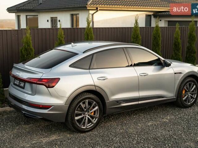Сірий Ауді E-Tron, об'ємом двигуна 0 л та пробігом 112 тис. км за 34300 $, фото 16 на Automoto.ua