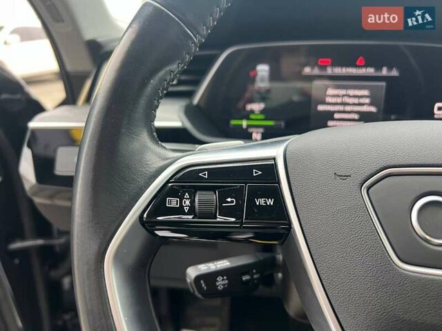Сірий Ауді E-Tron, об'ємом двигуна 0 л та пробігом 96 тис. км за 29000 $, фото 15 на Automoto.ua