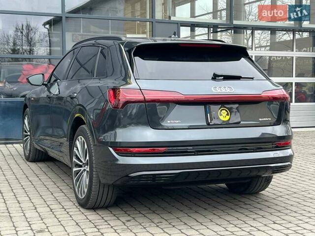 Сірий Ауді E-Tron, об'ємом двигуна 0 л та пробігом 96 тис. км за 29000 $, фото 4 на Automoto.ua