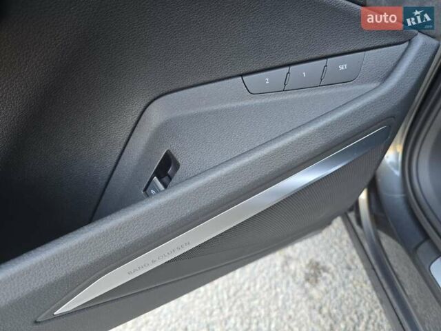 Сірий Ауді E-Tron, об'ємом двигуна 0 л та пробігом 67 тис. км за 37999 $, фото 35 на Automoto.ua