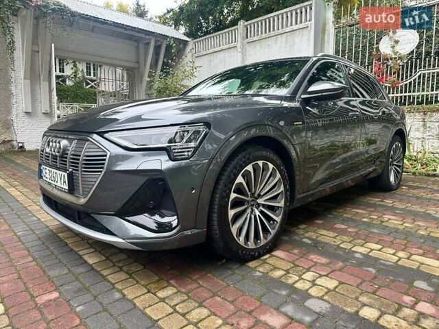 Серый Ауди E-Tron, объемом двигателя 0 л и пробегом 53 тыс. км за 36000 $, фото 13 на Automoto.ua