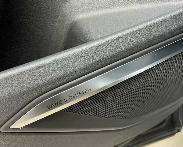 Серый Ауди E-Tron, объемом двигателя 0 л и пробегом 125 тыс. км за 34999 $, фото 32 на Automoto.ua