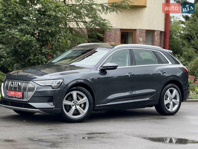 Серый Ауди E-Tron, объемом двигателя 0 л и пробегом 158 тыс. км за 27900 $, фото 3 на Automoto.ua