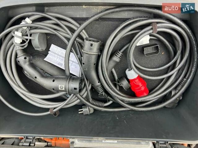 Серый Ауди E-Tron, объемом двигателя 0 л и пробегом 125 тыс. км за 34999 $, фото 24 на Automoto.ua