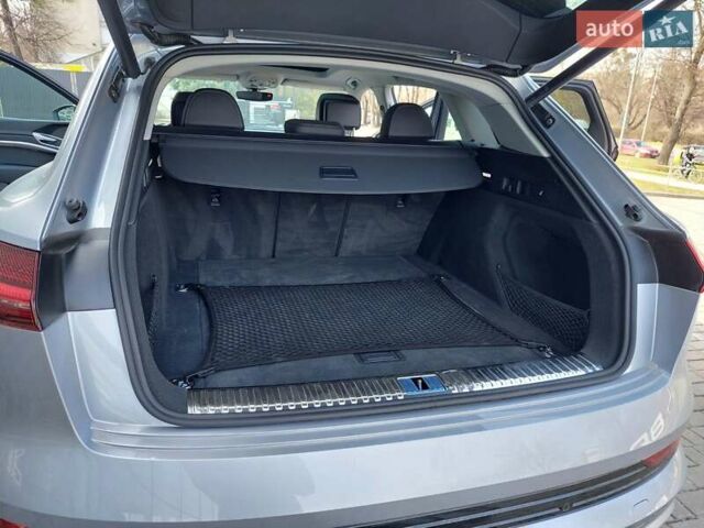 Серый Ауди E-Tron, объемом двигателя 0 л и пробегом 3 тыс. км за 47000 $, фото 14 на Automoto.ua