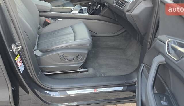 Сірий Ауді E-Tron, об'ємом двигуна 0 л та пробігом 110 тис. км за 29999 $, фото 64 на Automoto.ua