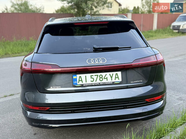 Серый Ауди E-Tron, объемом двигателя 0 л и пробегом 59 тыс. км за 39900 $, фото 1 на Automoto.ua