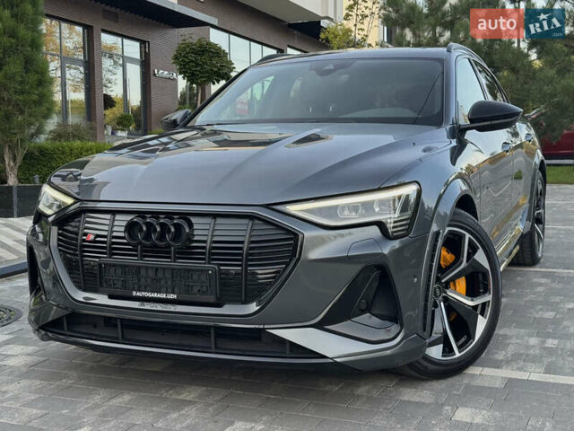 Серый Ауди E-Tron, объемом двигателя 0 л и пробегом 119 тыс. км за 41500 $, фото 2 на Automoto.ua
