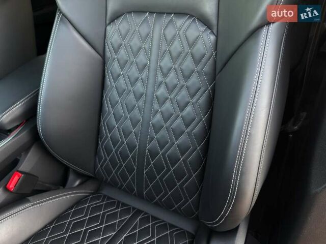 Серый Ауди E-Tron, объемом двигателя 0 л и пробегом 56 тыс. км за 46999 $, фото 46 на Automoto.ua