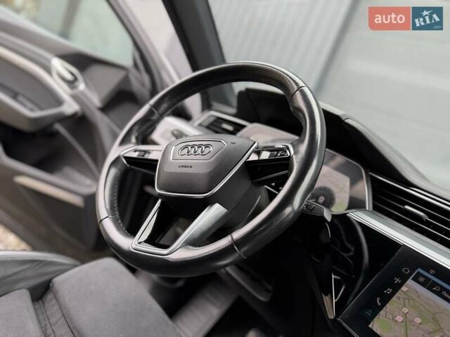 Серый Ауди E-Tron, объемом двигателя 0 л и пробегом 149 тыс. км за 29300 $, фото 61 на Automoto.ua