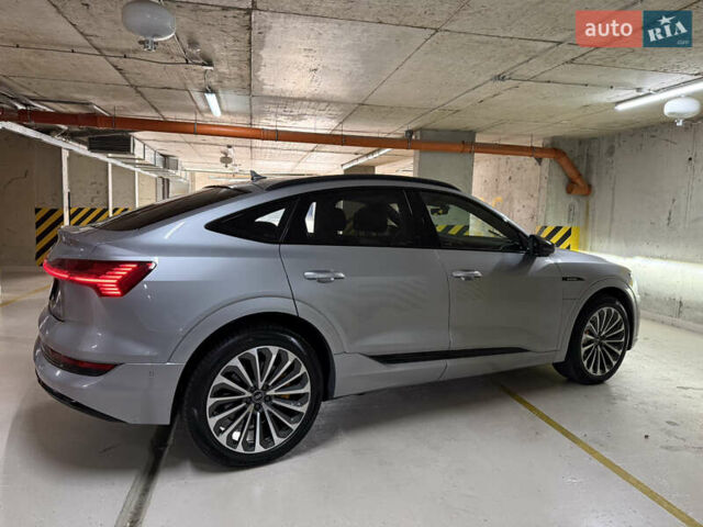 Серый Ауди E-Tron, объемом двигателя 0 л и пробегом 32 тыс. км за 41990 $, фото 4 на Automoto.ua
