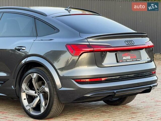 Серый Ауди E-Tron, объемом двигателя 0 л и пробегом 56 тыс. км за 46999 $, фото 27 на Automoto.ua