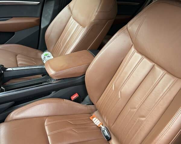 Серый Ауди E-Tron, объемом двигателя 0 л и пробегом 109 тыс. км за 29999 $, фото 10 на Automoto.ua