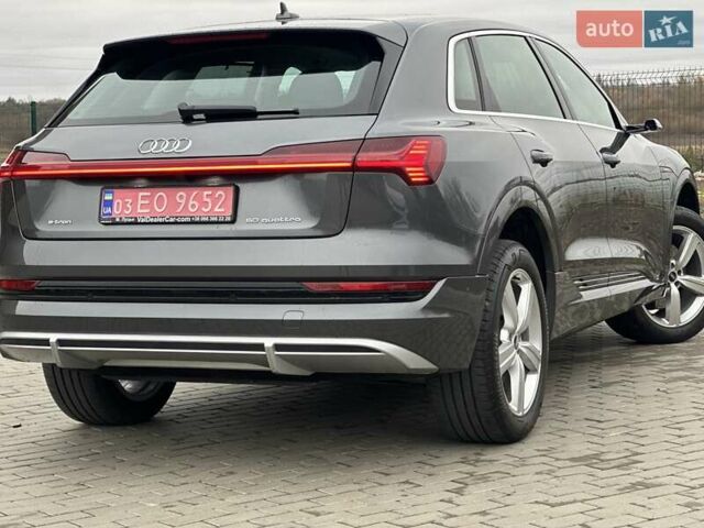 Серый Ауди E-Tron, объемом двигателя 0 л и пробегом 56 тыс. км за 34200 $, фото 5 на Automoto.ua