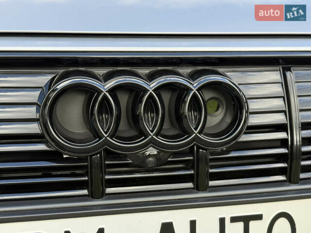 Серый Ауди E-Tron, объемом двигателя 0 л и пробегом 130 тыс. км за 37000 $, фото 44 на Automoto.ua