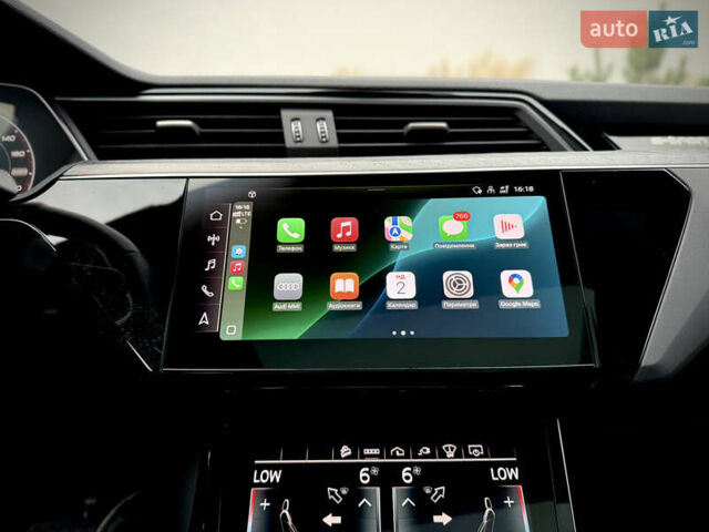 Серый Ауди E-Tron, объемом двигателя 0 л и пробегом 36 тыс. км за 45445 $, фото 105 на Automoto.ua