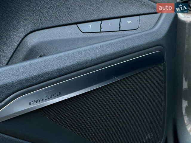 Сірий Ауді E-Tron, об'ємом двигуна 0 л та пробігом 47 тис. км за 45000 $, фото 46 на Automoto.ua