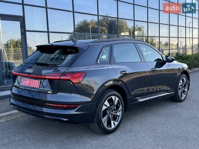 Серый Ауди E-Tron, объемом двигателя 0 л и пробегом 168 тыс. км за 25900 $, фото 5 на Automoto.ua
