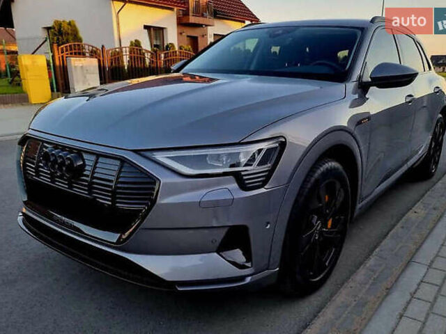 Серый Ауди E-Tron, объемом двигателя 0 л и пробегом 61 тыс. км за 30000 $, фото 2 на Automoto.ua