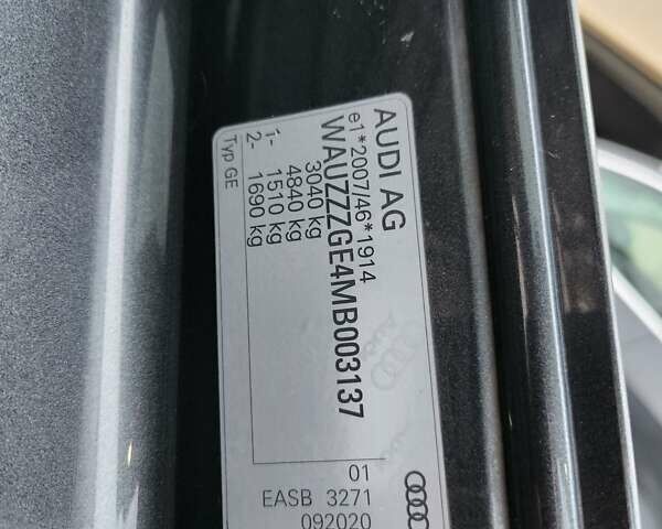 Сірий Ауді E-Tron, об'ємом двигуна 0 л та пробігом 117 тис. км за 27200 $, фото 25 на Automoto.ua