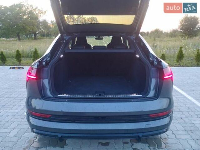 Сірий Ауді E-Tron, об'ємом двигуна 0 л та пробігом 98 тис. км за 39000 $, фото 7 на Automoto.ua