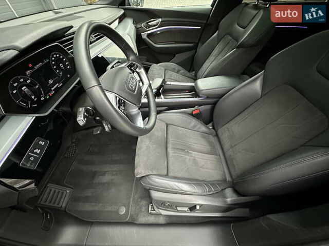 Серый Ауди E-Tron, объемом двигателя 0 л и пробегом 129 тыс. км за 33950 $, фото 12 на Automoto.ua