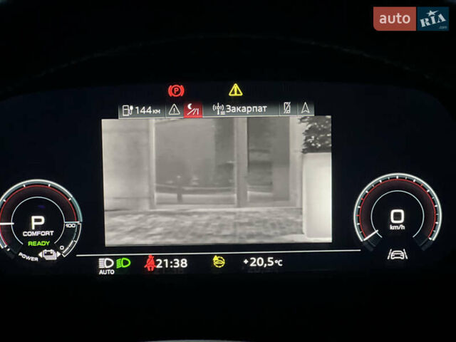 Сірий Ауді E-Tron, об'ємом двигуна 0 л та пробігом 64 тис. км за 33500 $, фото 7 на Automoto.ua