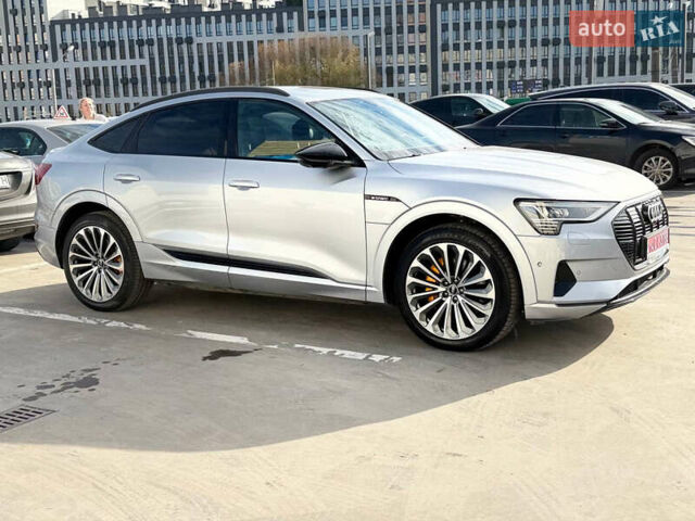 Серый Ауди E-Tron, объемом двигателя 0 л и пробегом 32 тыс. км за 41990 $, фото 26 на Automoto.ua