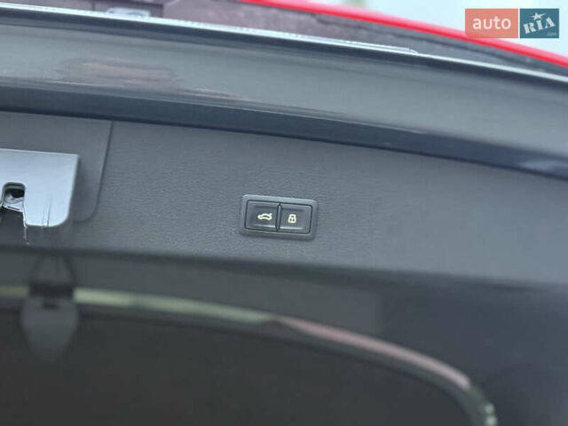 Серый Ауди E-Tron, объемом двигателя 0 л и пробегом 28 тыс. км за 34900 $, фото 36 на Automoto.ua