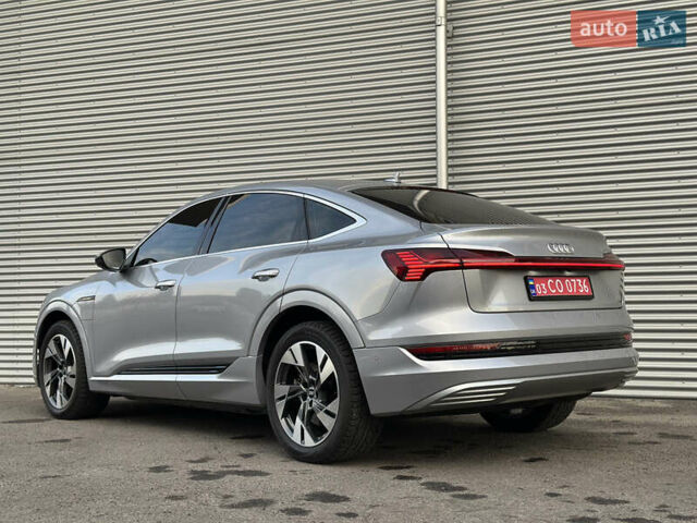 Сірий Ауді E-Tron, об'ємом двигуна 0 л та пробігом 45 тис. км за 33999 $, фото 48 на Automoto.ua